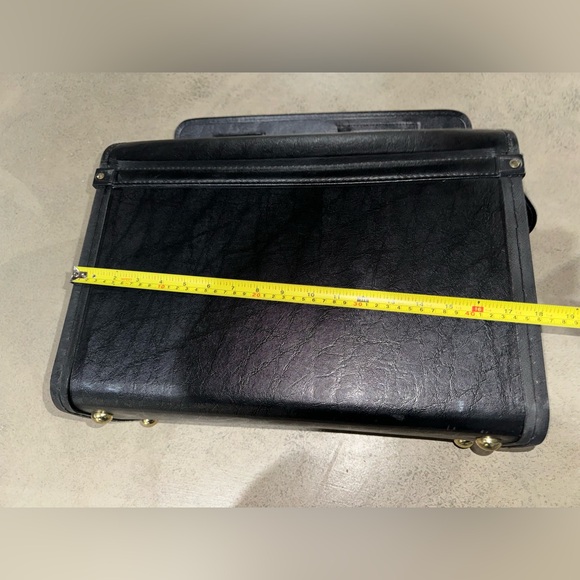 Briefcase - Picture 6 of 8